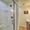 Comfy Damascus Apartment - Walkable Location