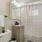 Tranquil & Comfortable 1BR Apt - Salem 7C - Arlington Heights