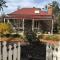 Randell Cottage - Adelaide Hills - Cosy Rustic Hideaway - Gumeracha