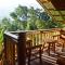 Victordelia Hilltop Hostel - San Vicente