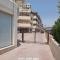 Queens Gardens suite by the sea, pool and mall