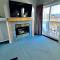 Canadian Rockies Chalets by Trilink - 2 & 3 Bedroom Condos - Self Check-In - Walking Distance to Downtown - Free Parking - Pet-Friendly - No AC