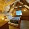 Waterfront Timber-Frame Cottage!