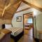 Waterfront Timber-Frame Cottage!