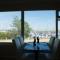 The Wobbin, Remote, Comfort, Sea Views and the beautiful Essex Marshes - 西默西