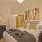 Harbour Heights, Luxury Coastal Apartment in The English Riviera, close to the Shops, Bars, Restaurants, Marina and Beaches