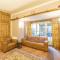 Bridge House with private hot tub, Coniston