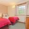 Bridge House with private hot tub, Coniston