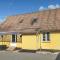 4 Bedroom Stunning Home In Gudhjem