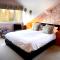 Glenville House - Adults Only - Incl FREE off-site health club with swimming pool, hot tub, sauna & steam room