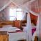 Amboseli RedHouse