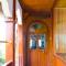 Rajahamsam Houseboat