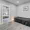 New Luxurious Double-Story Home Located in Highland Heights - Хьюстон