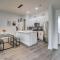 New Luxurious Double-Story Home Located in Highland Heights - Хьюстон