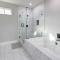 New Luxurious Double-Story Home Located in Highland Heights - Хьюстон