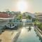 AmazINN Places Rooftop and Design Pool I