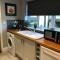 Spacious 3 bed house near beach!