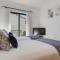 3B Villa Heated Pool Barbecue Games Room