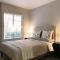 "Resort Style amenities walk to UCLA" w Pool & Parking B2 - Лос-Анджелес