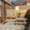 The Stables - Quirky one bed holiday home with wood fired hot tub - Rudston