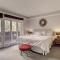 2721 Chateaux DMont Condo