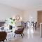 2-Br steps from the Palais des Festivals