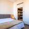 2-Br steps from the Palais des Festivals
