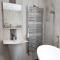 Briardene Cottage - A Superb Bijou Retreat with Jacuzzi near an Excellent Village Pub - 耶尔弗顿
