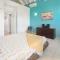 Mon Paradis Bleu beach house, 2 bedrooms and sea view!