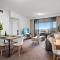 Brisbane Break Panoramic River Views Free Parking