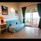Apartment for 8 people with 2 bathrooms, on the sea