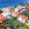 Meliton Inn Hotel & Suites by the beach - Neos Marmaras