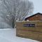 River Huts, Highland River Retreat with Hot Tub - Inverness