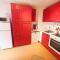 2 Bed Apt Sleeps 5 - Rooftop Terrace Wifi
