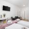 Delta Rooms