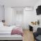 Delta Rooms