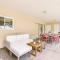 Modern Spacious 5-Bedroom Home with Pool - هوليوود