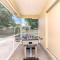 Modern Spacious 5-Bedroom Home with Pool - هوليوود