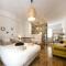 Designer renovated apartment in downtown Athens
