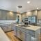 Spacious Snohomish Home Relaxing Group Getaway! - Snohomish