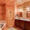 Little Creek Lodge