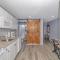125 Atlantic Avenue Unit K - Pet Friendly! Walk To The Beach and Pier! 1BR - 1BA -Sleeps 2-4 guests! - ميرتل بيتش