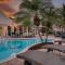 Great Short Term Deals On Amazing Waterfront House with Pool in Indian Rocks Beach!