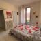 Charmant T2 en Centre-ville avec Balcon et Wi-Fi proche des Thermes – La Roche-Posay - FR-1-541-77