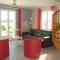 Gîte spacieux avec salle de jeux, tennis et cheminée, idéal pour familles et amis jusquà 15 pers. - FR-1-410-223