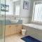 Spacious 5BR House in Hallam near Bunjil Place