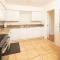Modern 5 Bedroom Miami Home 15 Min to the Beach