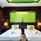 Purimas Resortel