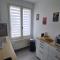 Superbe appartement climatisé, 2 chambres à 200m de la plage