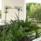 Eco Green Residences & Suites - Торони